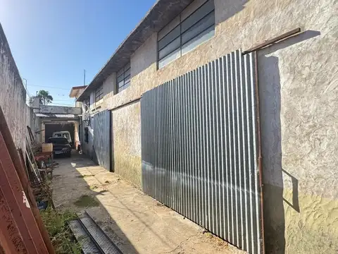 VENTA GALPÓN DE LOSA 7 X 18 M2 CON CASA SAN MARTÍN