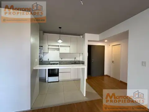 Luminoso departamento en venta en San Fernando sobre Av. J. D. Perón