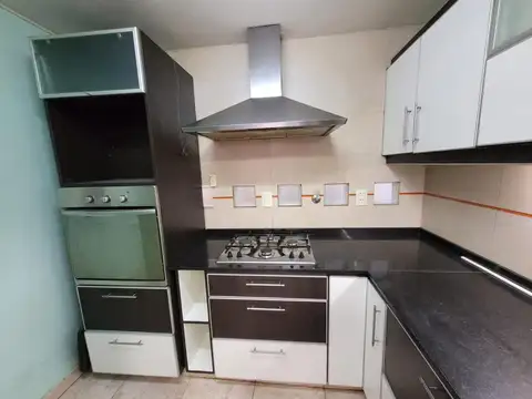 Venta PH 5 ambientes, terraza,parrilla, MUY BAJAS EXP $15000