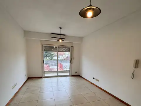 Mitre 3200, Piso 2