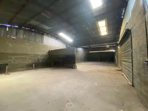 Galpon en Venta 16  mts Frente