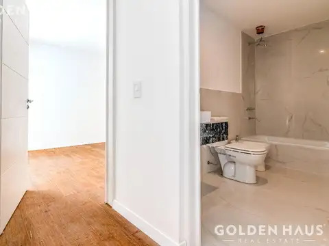 Depto Tipo Casa 4 ambientes con 2 baños