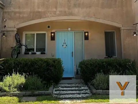 Casa en venta - 2 Dormitorios 3 Baños - Cocheras - 139Mts2 - Pilar