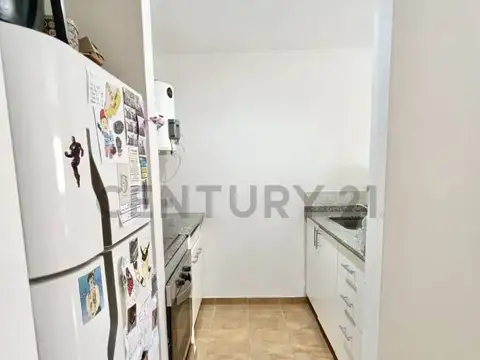 Ph de un dormitorio y cochera en venta calle 39 e/ 137 bis y 138 san carlos