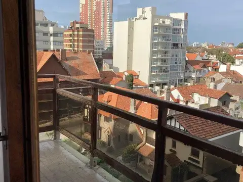 DEPARTAMENTO TRES AMBIENTES CON COCHERA EN PLAYA VARESE