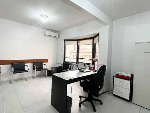 Oficina 2 ambientes con 1 baño