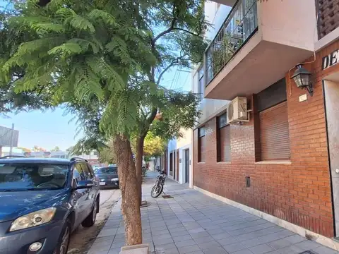 San Luis e/ Chiclana y San Martín