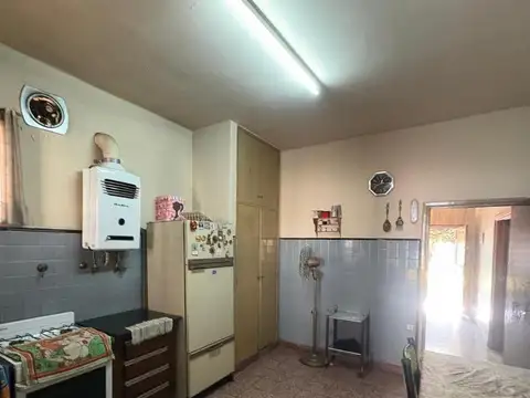 Casa 5 ambientes con 2 baños