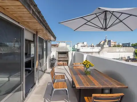Depto Tipo Casa en Venta de 5 ambientes
