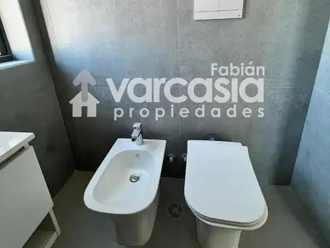 Departamento 4 ambientes con 3 baños