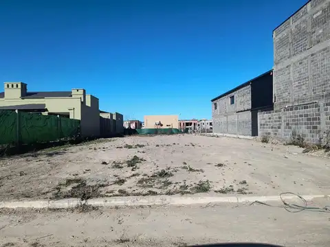 San Lorenzo Chico. Ciudad Oeste. Mza 25. Lote 100