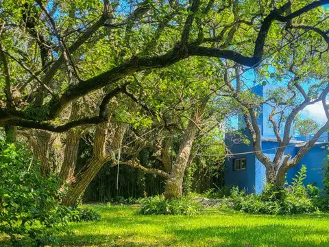 Casa 7 ambientes con 4 baños