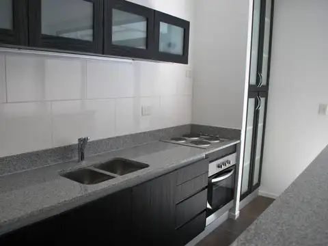 Departamento en Venta en Villa Adelina, USD 225.000