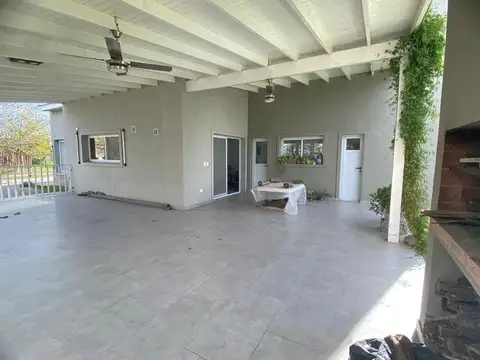 Casa en Venta en Santa Isabel, USD 190.000