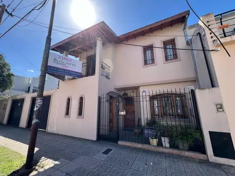 Casa en  venta 5 ambientes