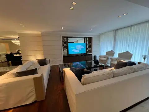 Departamento en Venta de 4 dormitorios