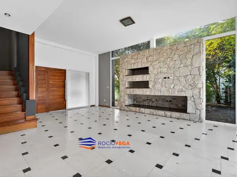 Casa en Venta al Este