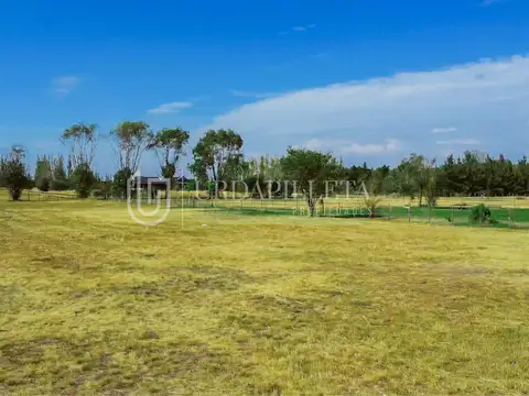 Terreno en Venta en Loma Escondida, USD 58.000