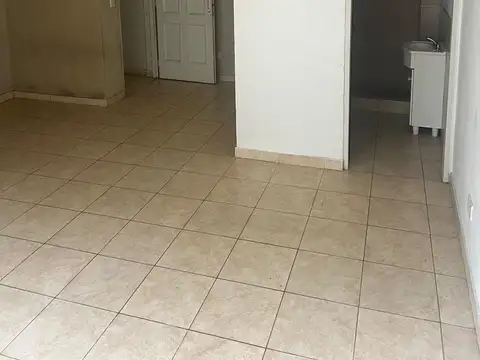 DEPARTAMENTO EN VENTA SAN LORENZO al 4400