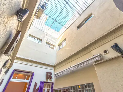 Casa 5 ambientes con 4 baños