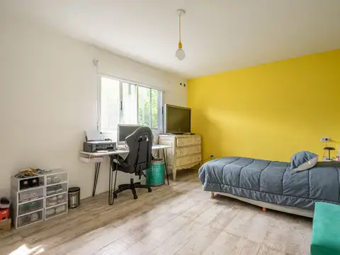 Casa 6 ambientes con 4 baños