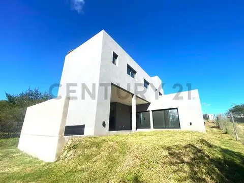 COLINAS DE LA DESEADA 3 Dormitorios A Estrenar