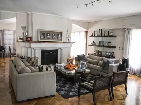 Casa en Venta en Barrio Aleman, USD 1.100.000