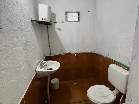 CASA EN VENTA - AMENABAR 1283 - VILLA GOBERNADOR GALVEZ