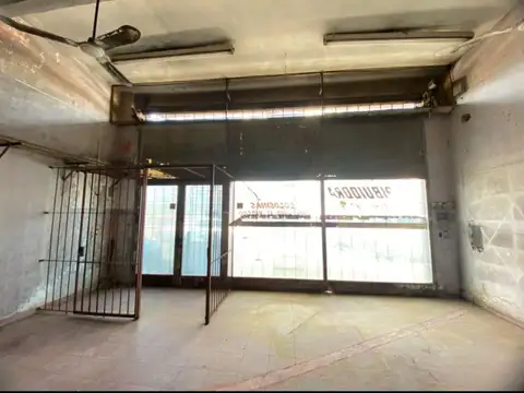 Local en Alquiler en Villa Santos Tesei, $ 1.200.000