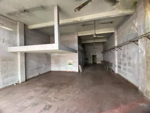 Local en Alquiler en Villa Santos Tesei, $ 1.200.000