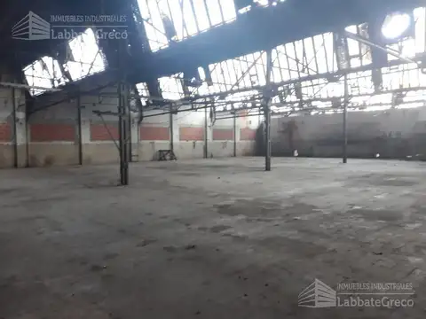 Excelente Nave Industrial en Ciudadela