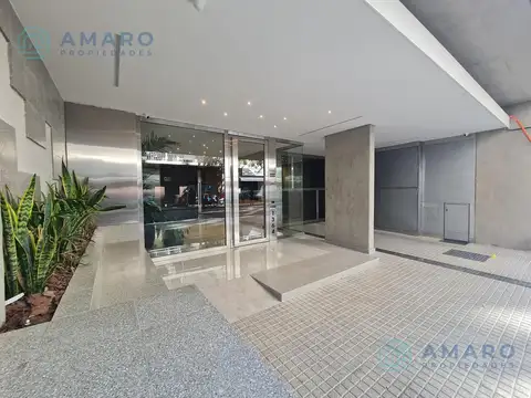 Cochera · Venta · Planta Baja  · Centro Rosario