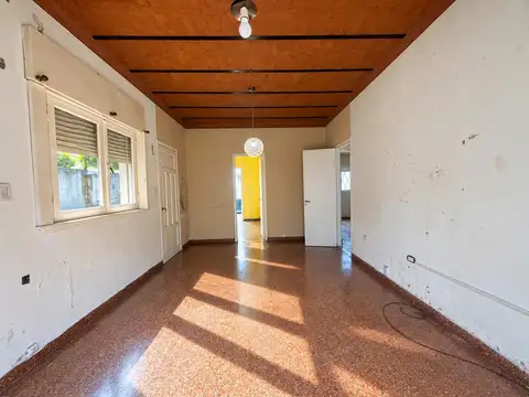 Casa en Venta en Villa Sarmiento, USD 65.000