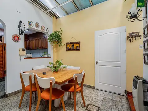 Depto Tipo Casa en Venta de 5 ambientes