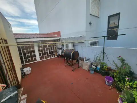 Depto Tipo Casa en Venta de 4 ambientes