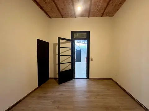 Depto Tipo Casa en Venta en Parque Chas, USD 170.000