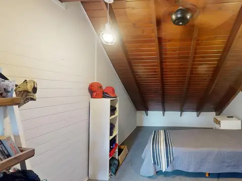 Casa 6 ambientes con 1 baño