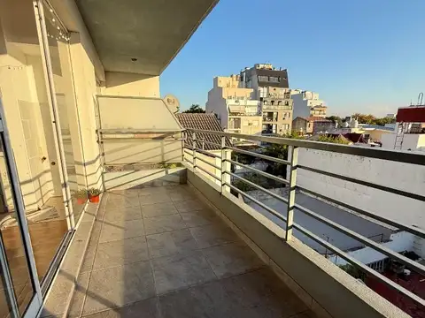 ALQUILER MONO AMBIENTE EN MONTE CASTRO