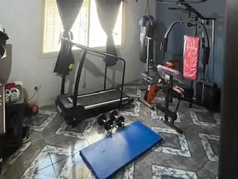 Casa 3 ambientes con 1 baño