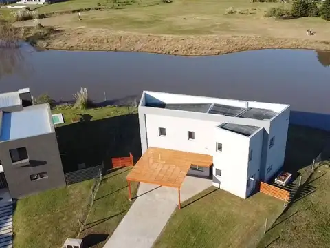 CASA EN VENTA 4 AMBIENTES B° SAN SEBASTIAN, PILAR