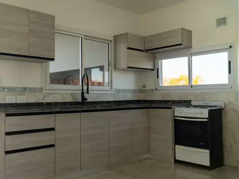 Casa en Venta en Countries y Barrios Cerrados en Pilar, USD 260.000