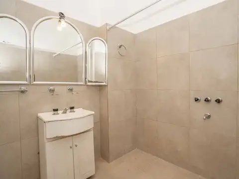 Depto Tipo Casa en Venta en Florida Belgrano/Oeste, USD 125.000