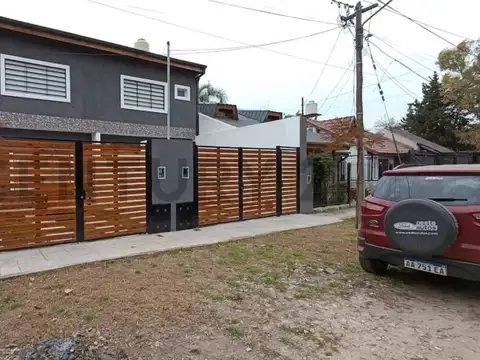 Casa 3 ambientes con 2 baños
