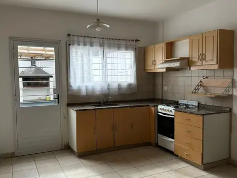 Depto Tipo Casa en Venta de 3 ambientes