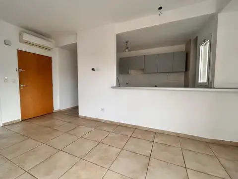 Departamento en Alquiler en Monte Castro, $ 850.000