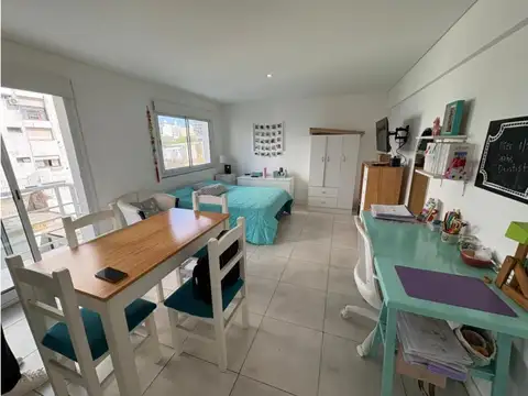 San Martin 3000, Piso 1