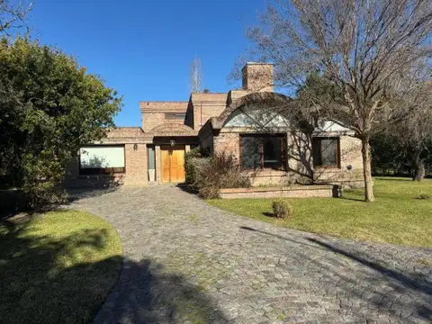 Alma fuerte  al 3900