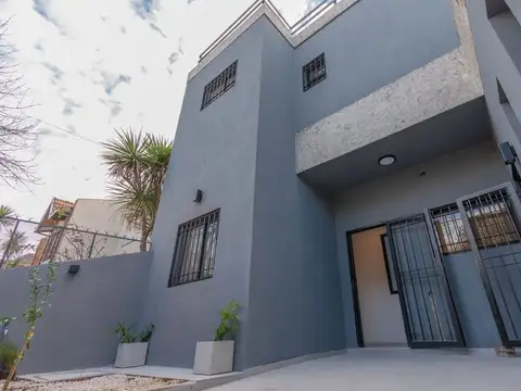 Casa 5 ambientes a estrenar Devoto