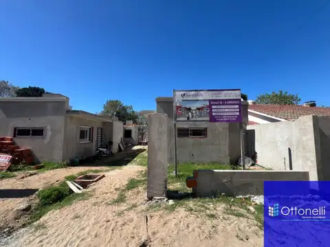 Departamento en venta de 2 dormitorios c/ cochera en Costa Azul