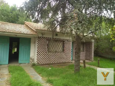 Casa en venta - 3 Dormitorios 2 Baños - Cochera - 560Mts2 - Mar del Tuyú